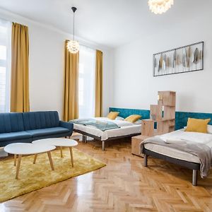 Bpr Stylish Vagabond Apartment With Ac